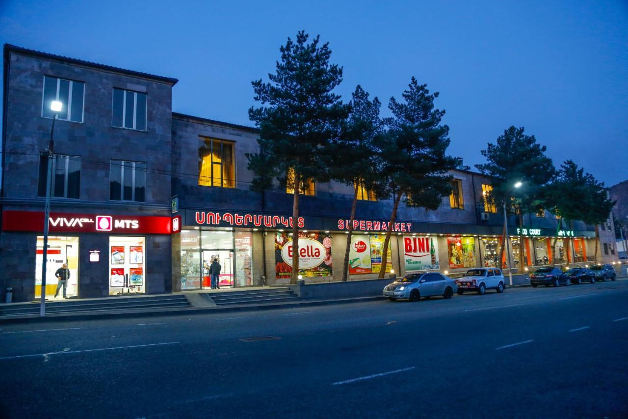 Lider Complex Hotel Vayk